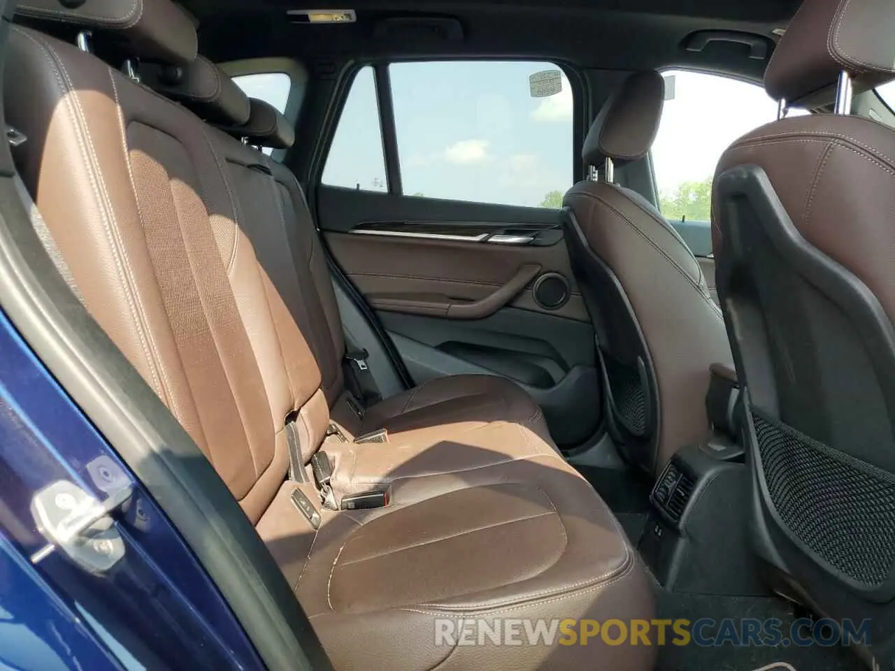 11 fotografías del automóvil dañado WBXJG9C01L5P38237 BMW X1 2020