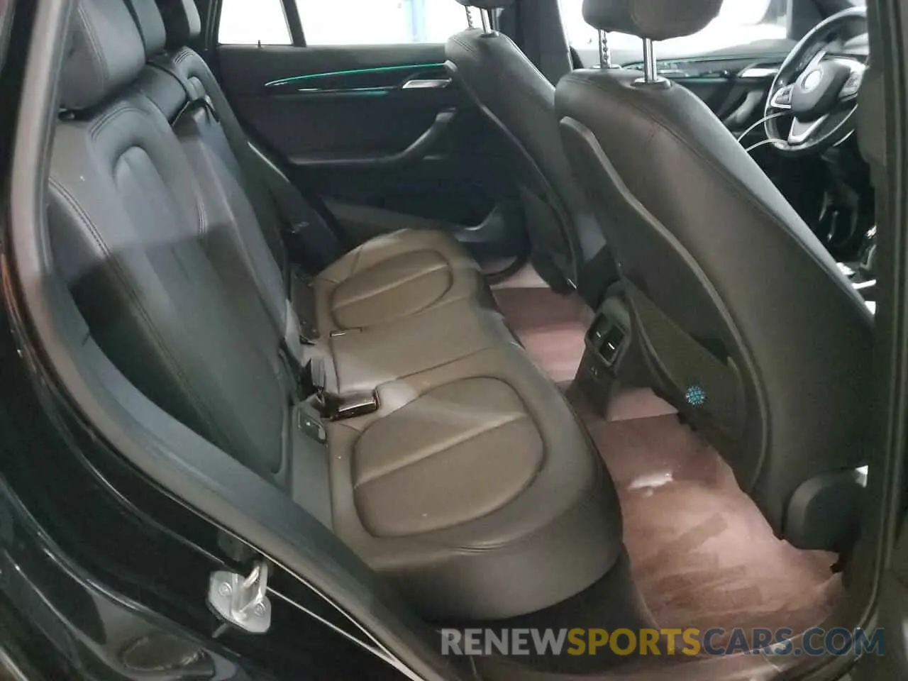 11 fotografías del automóvil dañado WBXJG9C01L5P75983 BMW X1 2020