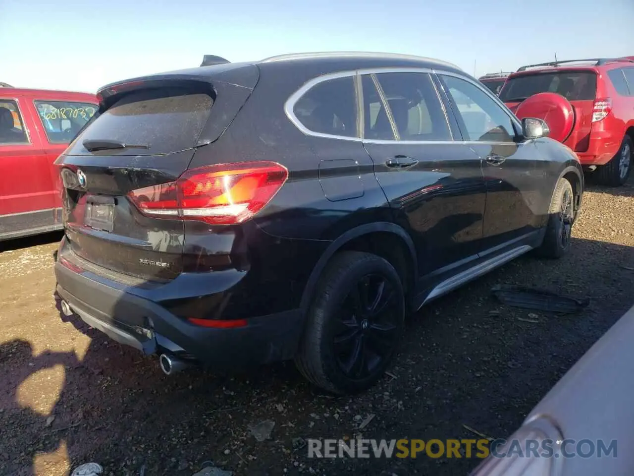 3 fotografías del automóvil dañado WBXJG9C01L5R68795 BMW X1 2020