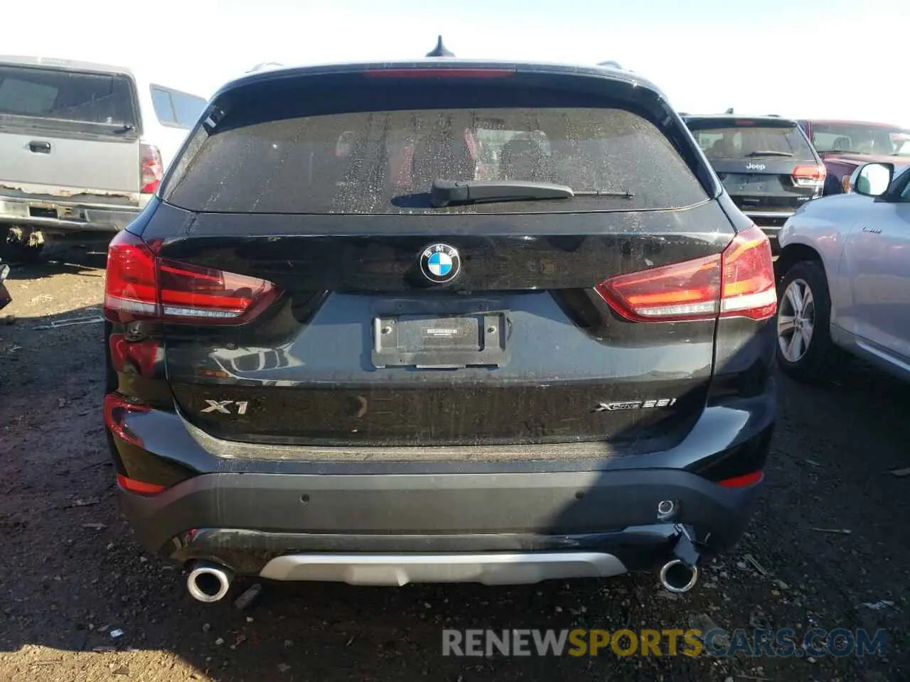 6 fotografías del automóvil dañado WBXJG9C01L5R68795 BMW X1 2020