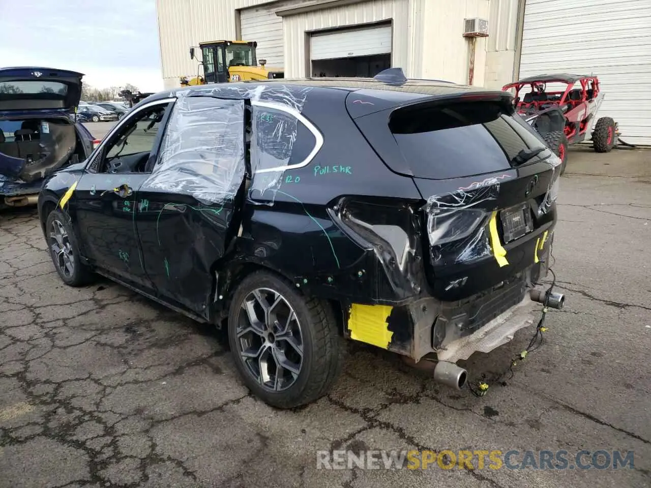 2 fotografías del automóvil dañado WBXJG9C02L5P82408 BMW X1 2020
