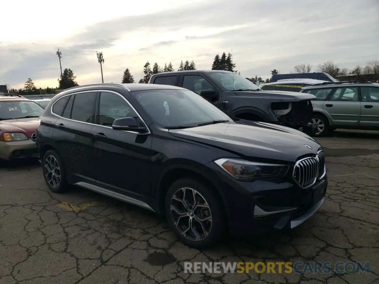 4 fotografías del automóvil dañado WBXJG9C02L5P82408 BMW X1 2020