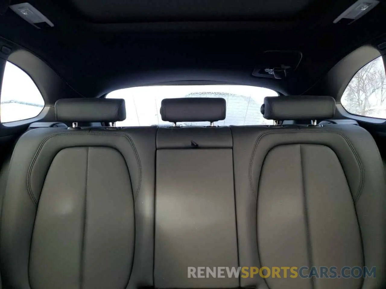 10 fotografías del automóvil dañado WBXJG9C03L5P55895 BMW X1 2020