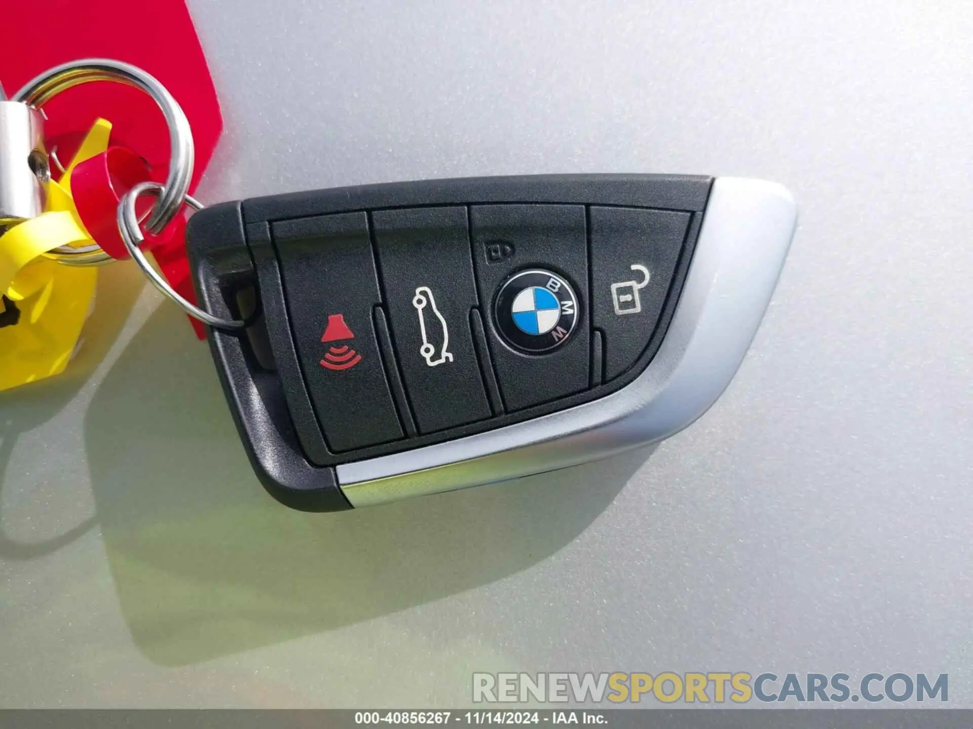11 fotografías del automóvil dañado WBXJG9C03L5P61230 BMW X1 2020