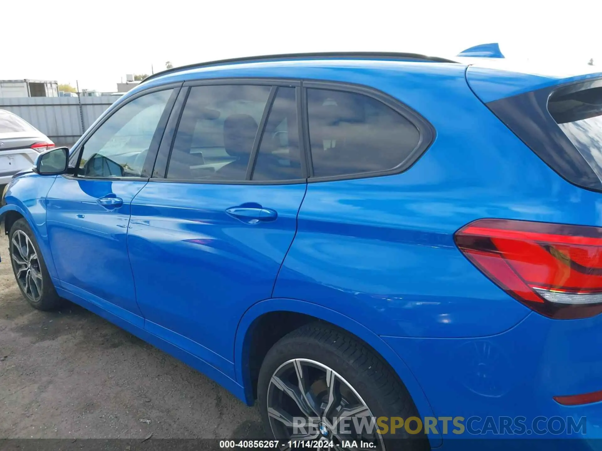 15 fotografías del automóvil dañado WBXJG9C03L5P61230 BMW X1 2020