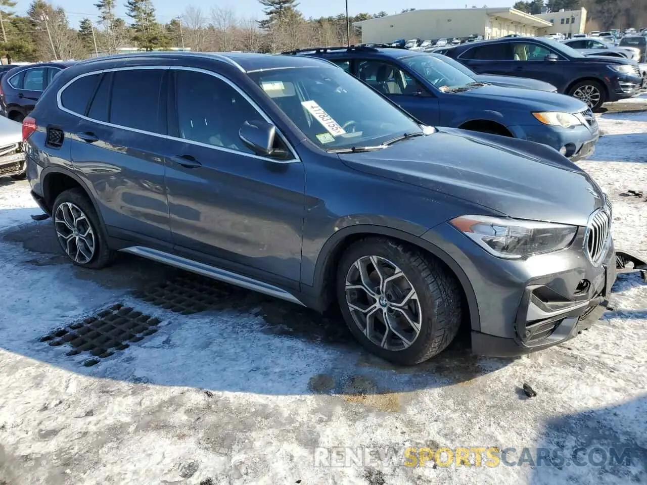 4 fotografías del automóvil dañado WBXJG9C04L5P21531 BMW X1 2020