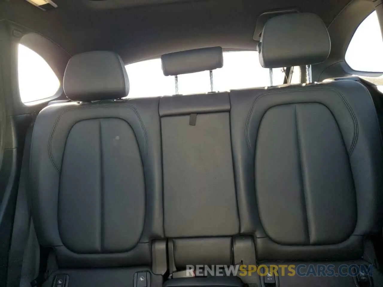 10 fotografías del automóvil dañado WBXJG9C04L5P79090 BMW X1 2020