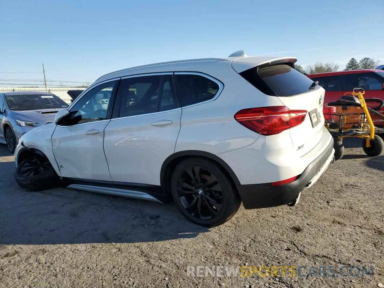 2 fotografías del automóvil dañado WBXJG9C04L5P79090 BMW X1 2020