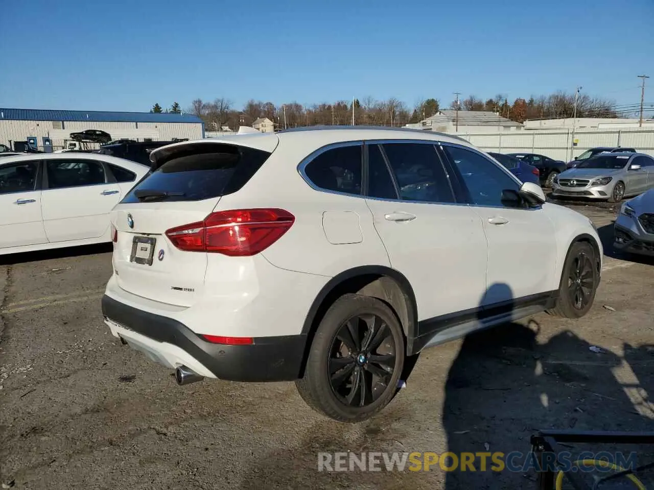 3 fotografías del automóvil dañado WBXJG9C04L5P79090 BMW X1 2020
