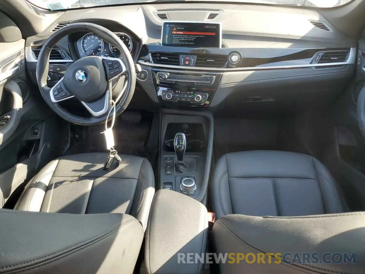 8 fotografías del automóvil dañado WBXJG9C04L5R64823 BMW X1 2020