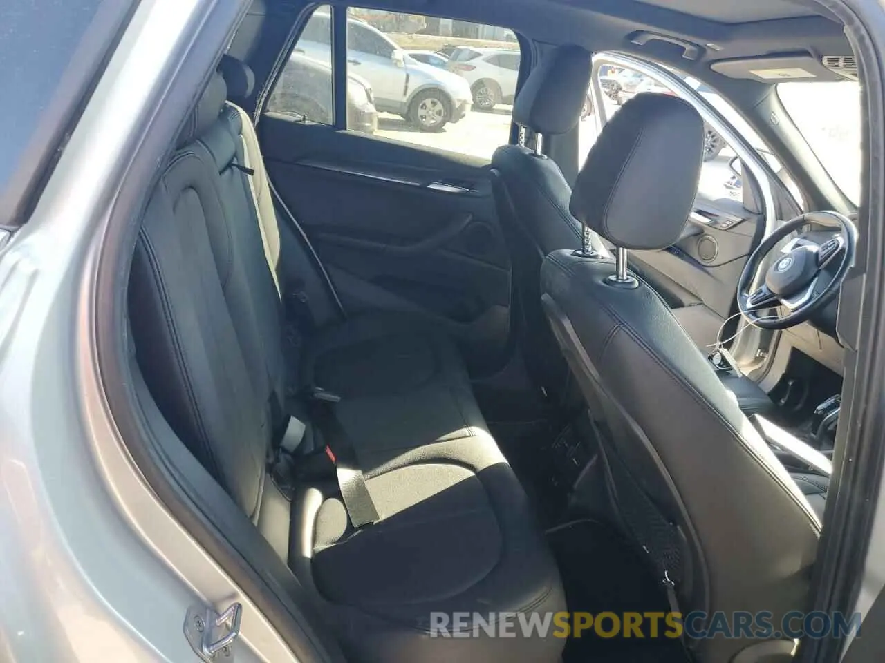 11 fotografías del automóvil dañado WBXJG9C05L3L31128 BMW X1 2020