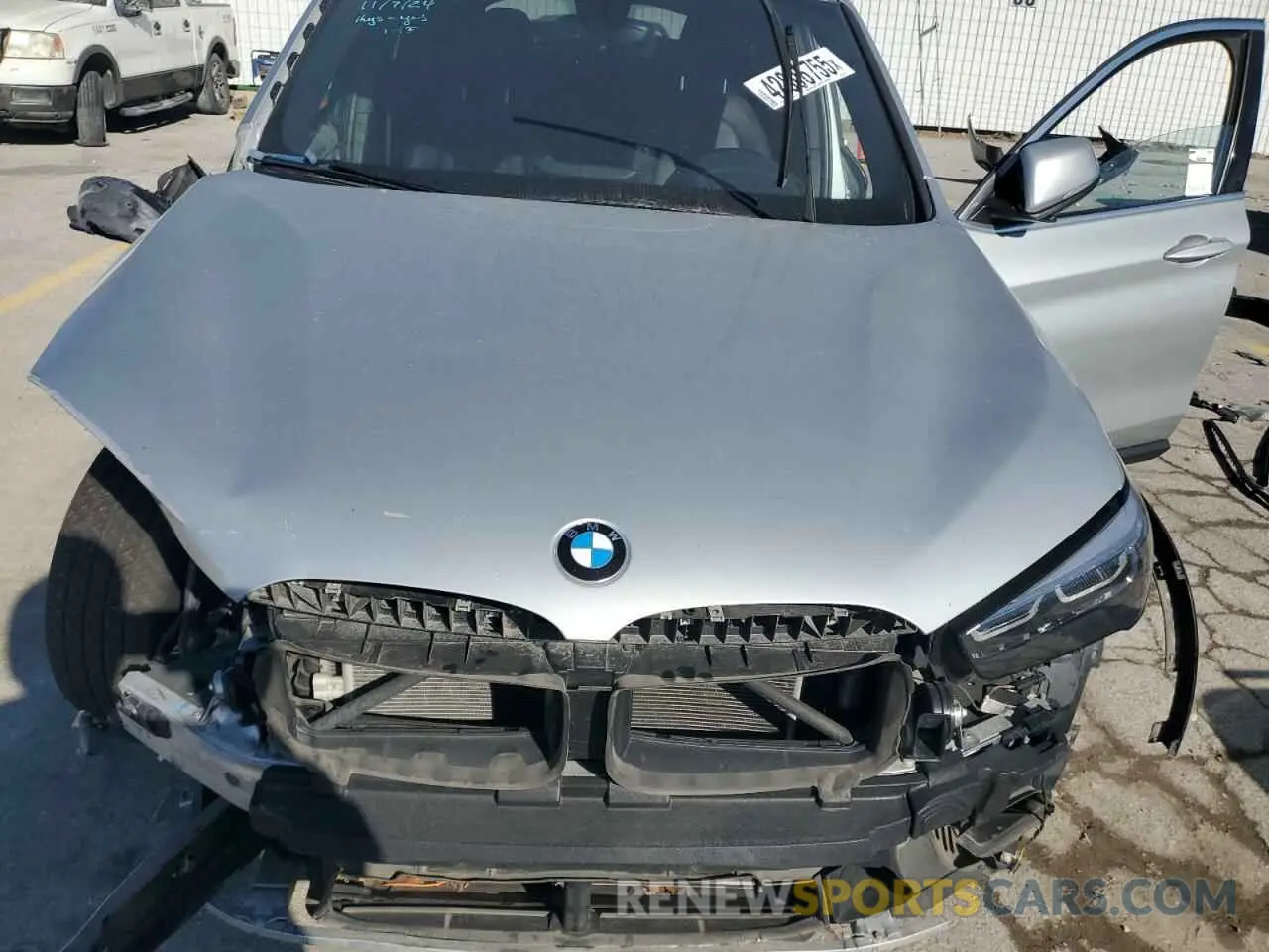 12 fotografías del automóvil dañado WBXJG9C05L3L31128 BMW X1 2020