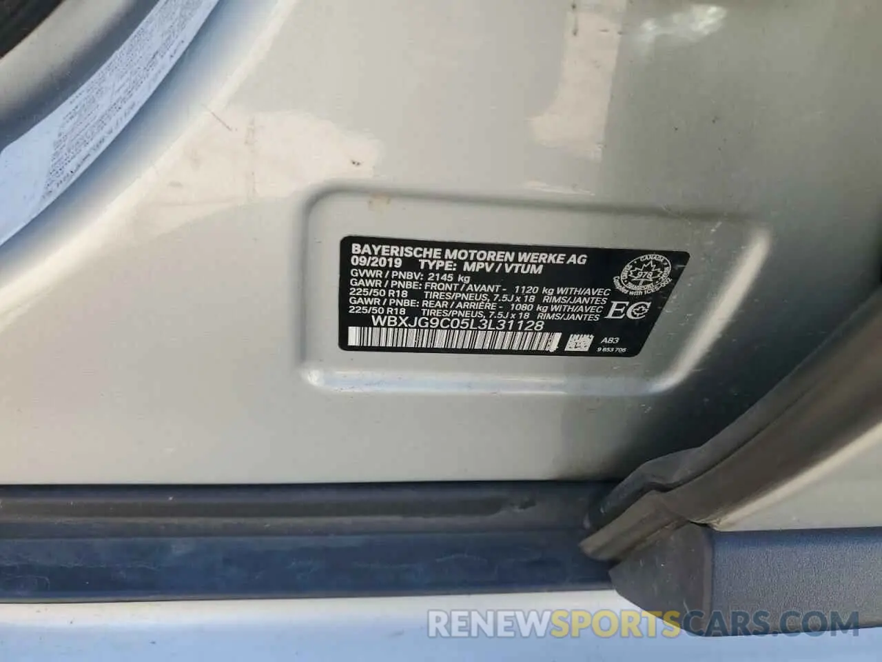 14 fotografías del automóvil dañado WBXJG9C05L3L31128 BMW X1 2020