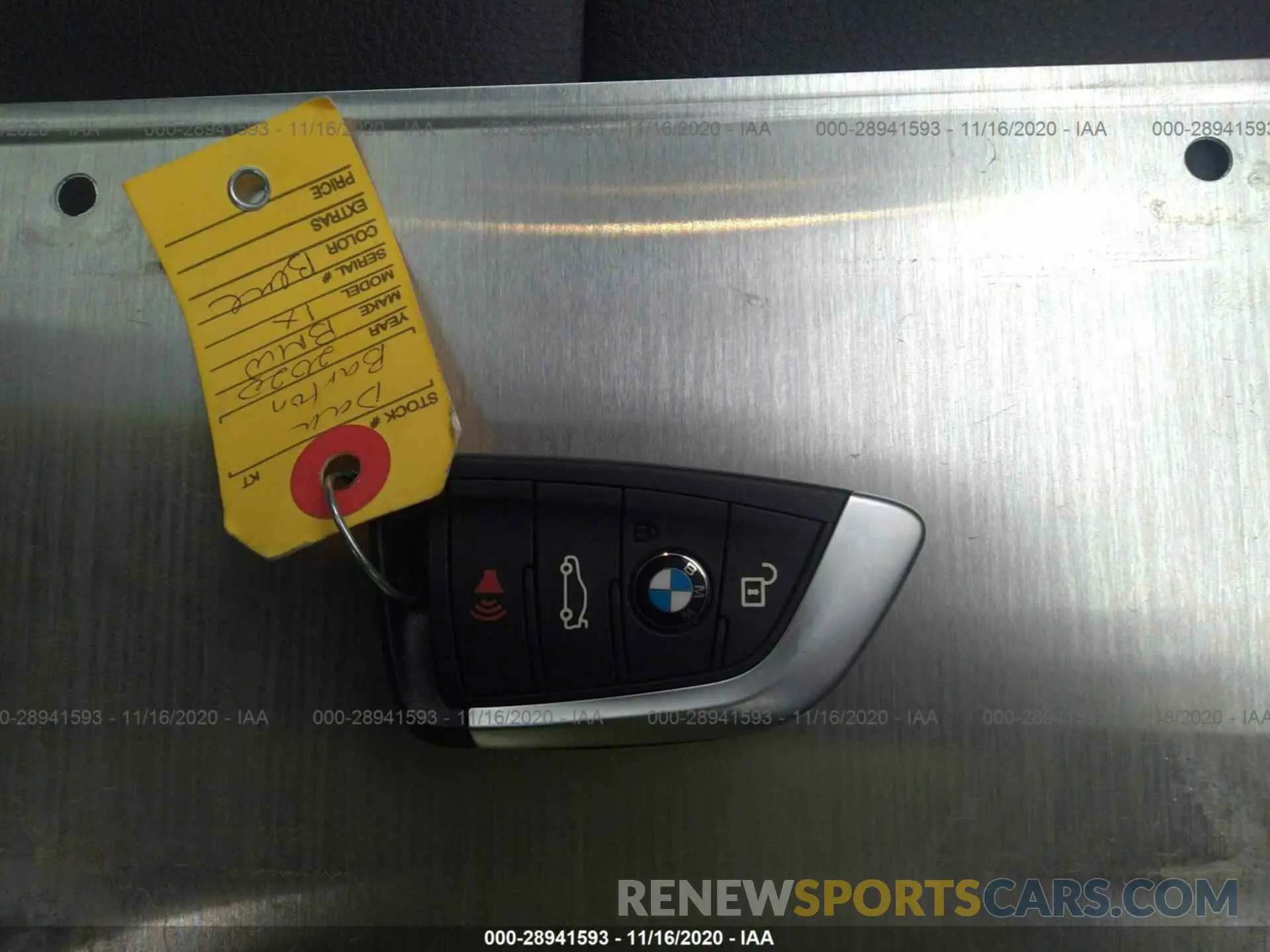 11 fotografías del automóvil dañado WBXJG9C05L3L89420 BMW X1 2020