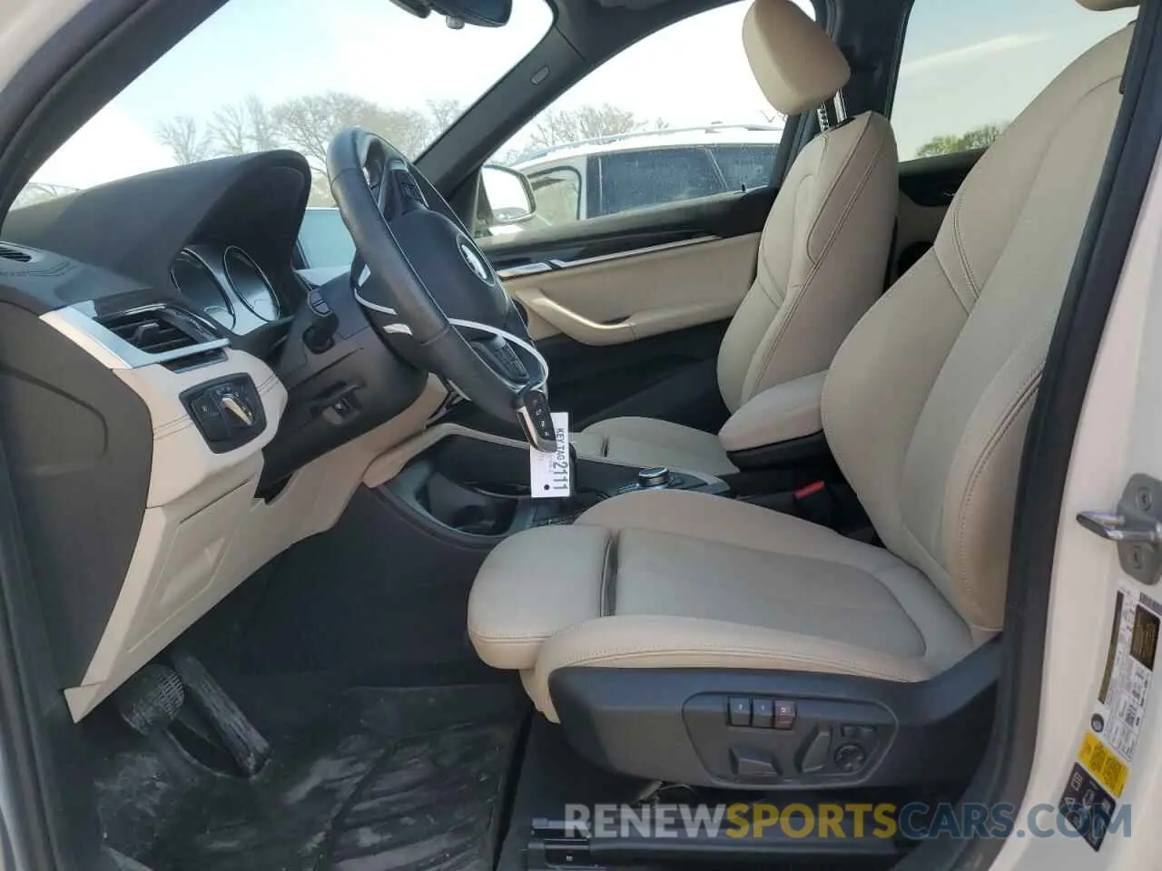 7 fotografías del automóvil dañado WBXJG9C06L5P53686 BMW X1 2020