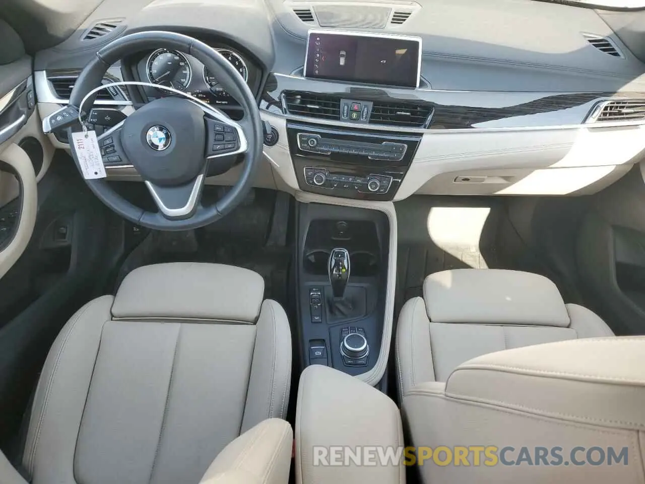 8 fotografías del automóvil dañado WBXJG9C06L5P53686 BMW X1 2020