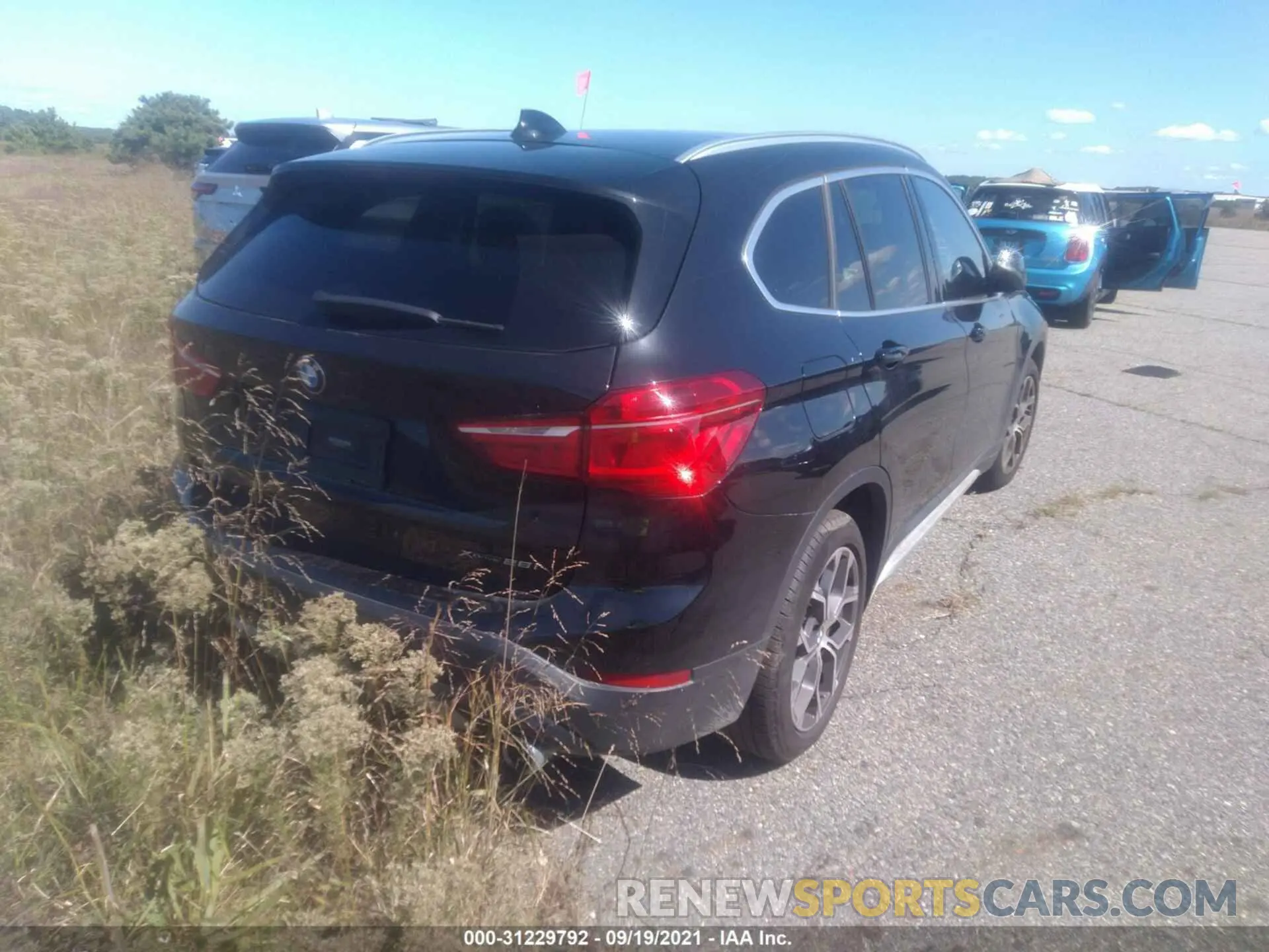 4 fotografías del automóvil dañado WBXJG9C07L5P50103 BMW X1 2020