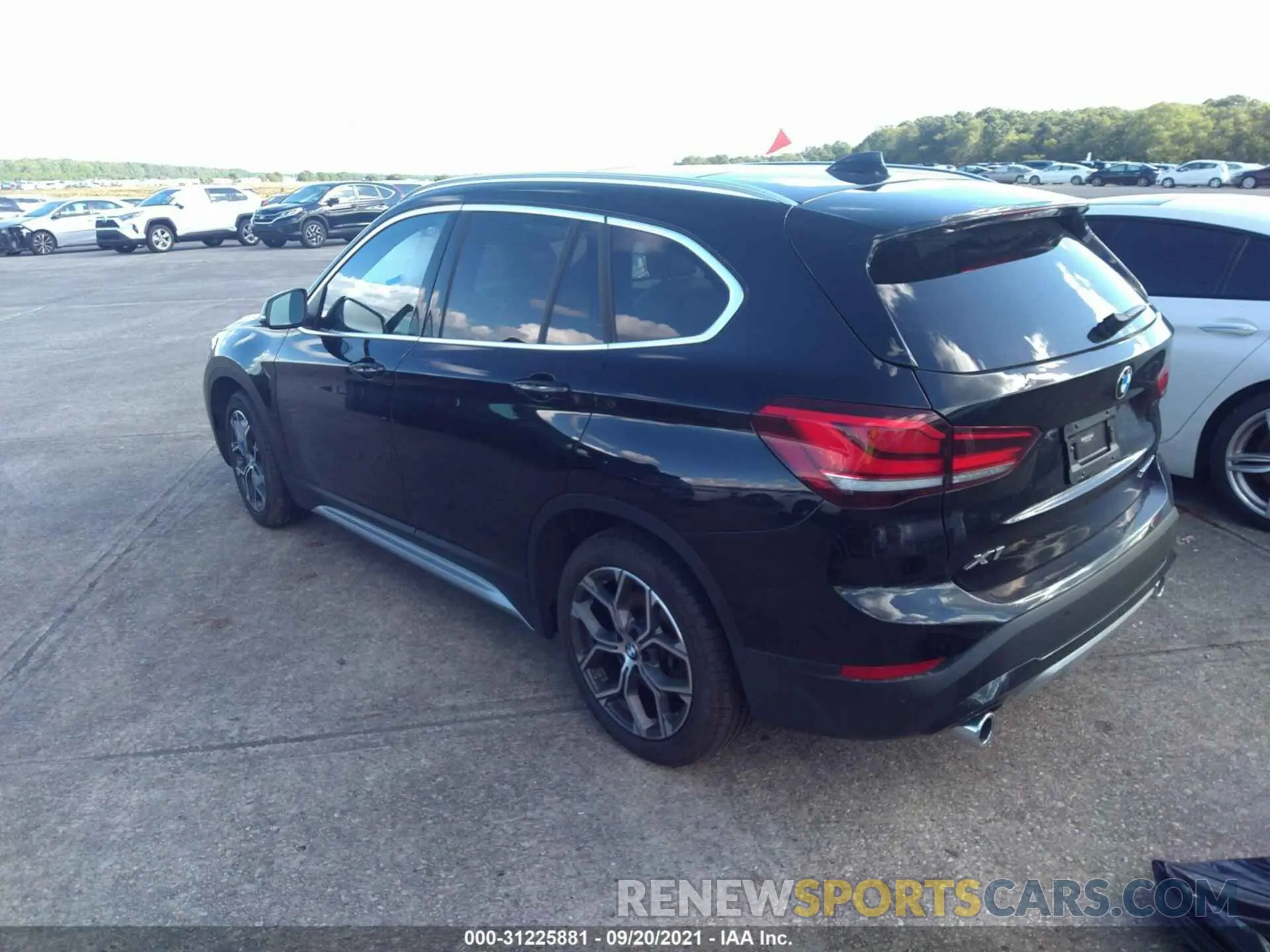 3 fotografías del automóvil dañado WBXJG9C08L5R85674 BMW X1 2020