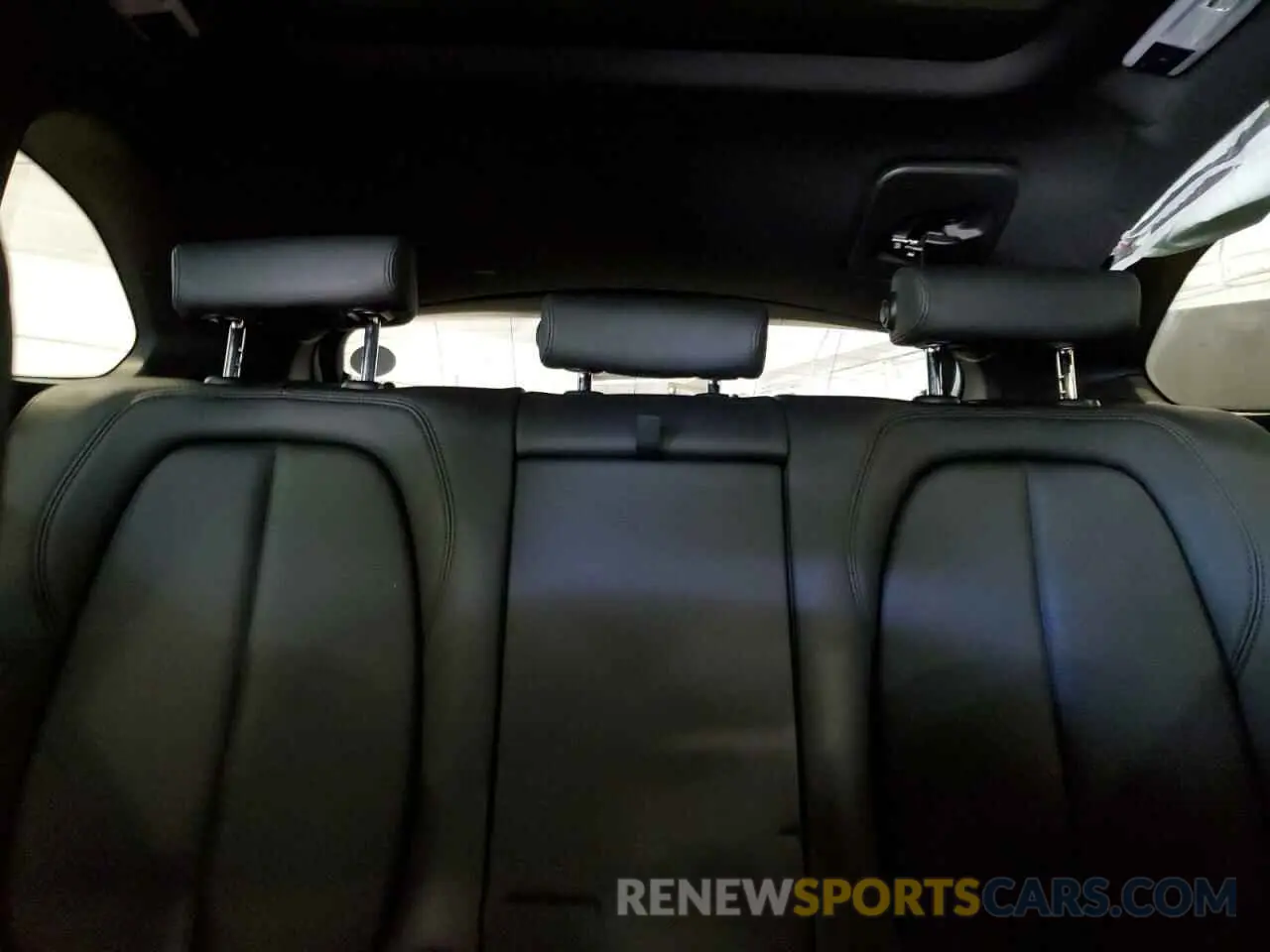 10 fotografías del automóvil dañado WBXJG9C09L3L81773 BMW X1 2020