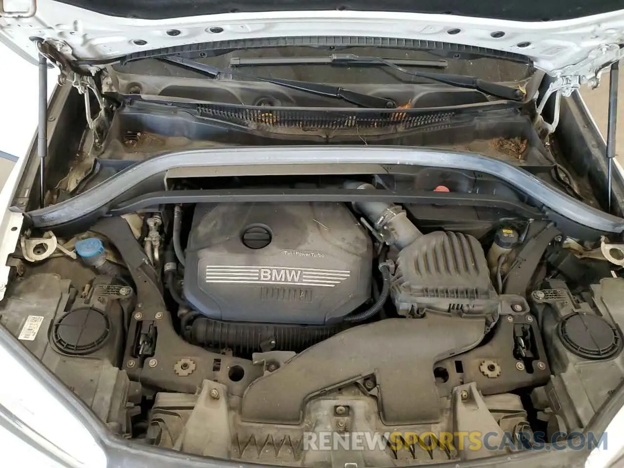 12 fotografías del automóvil dañado WBXJG9C09L3L81773 BMW X1 2020