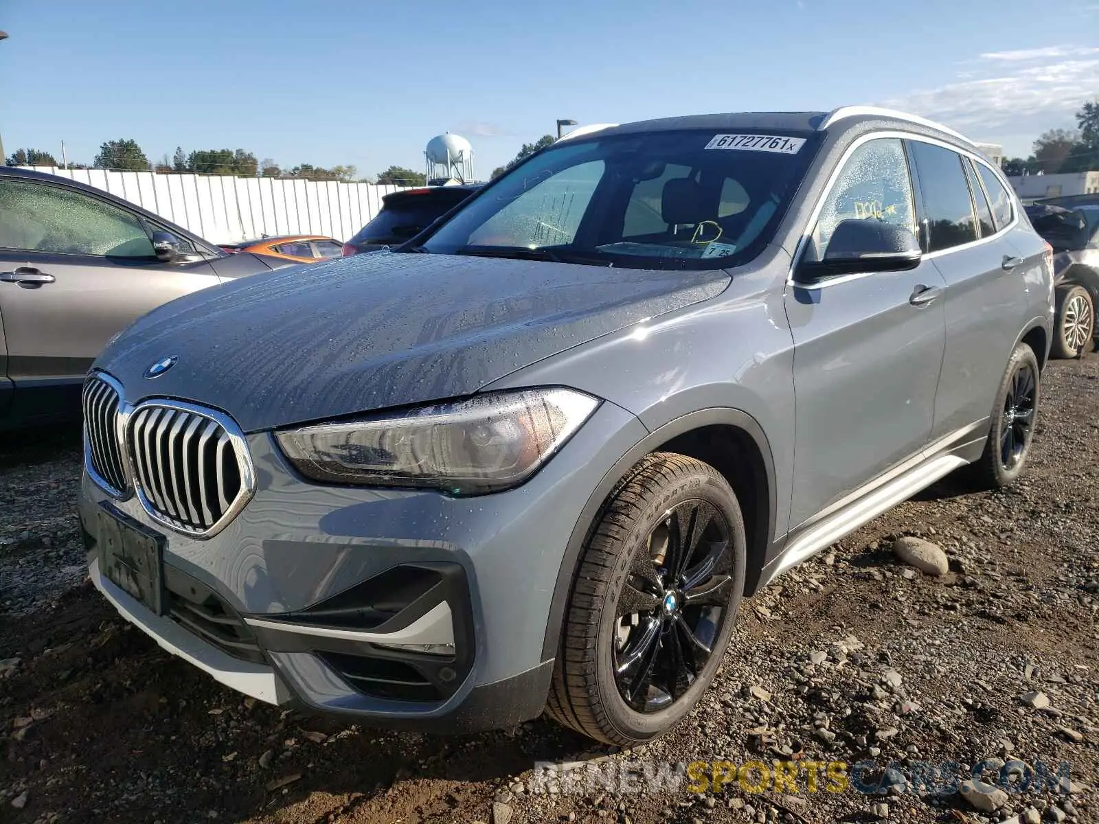 2 fotografías del automóvil dañado WBXJG9C09L5P84981 BMW X1 2020