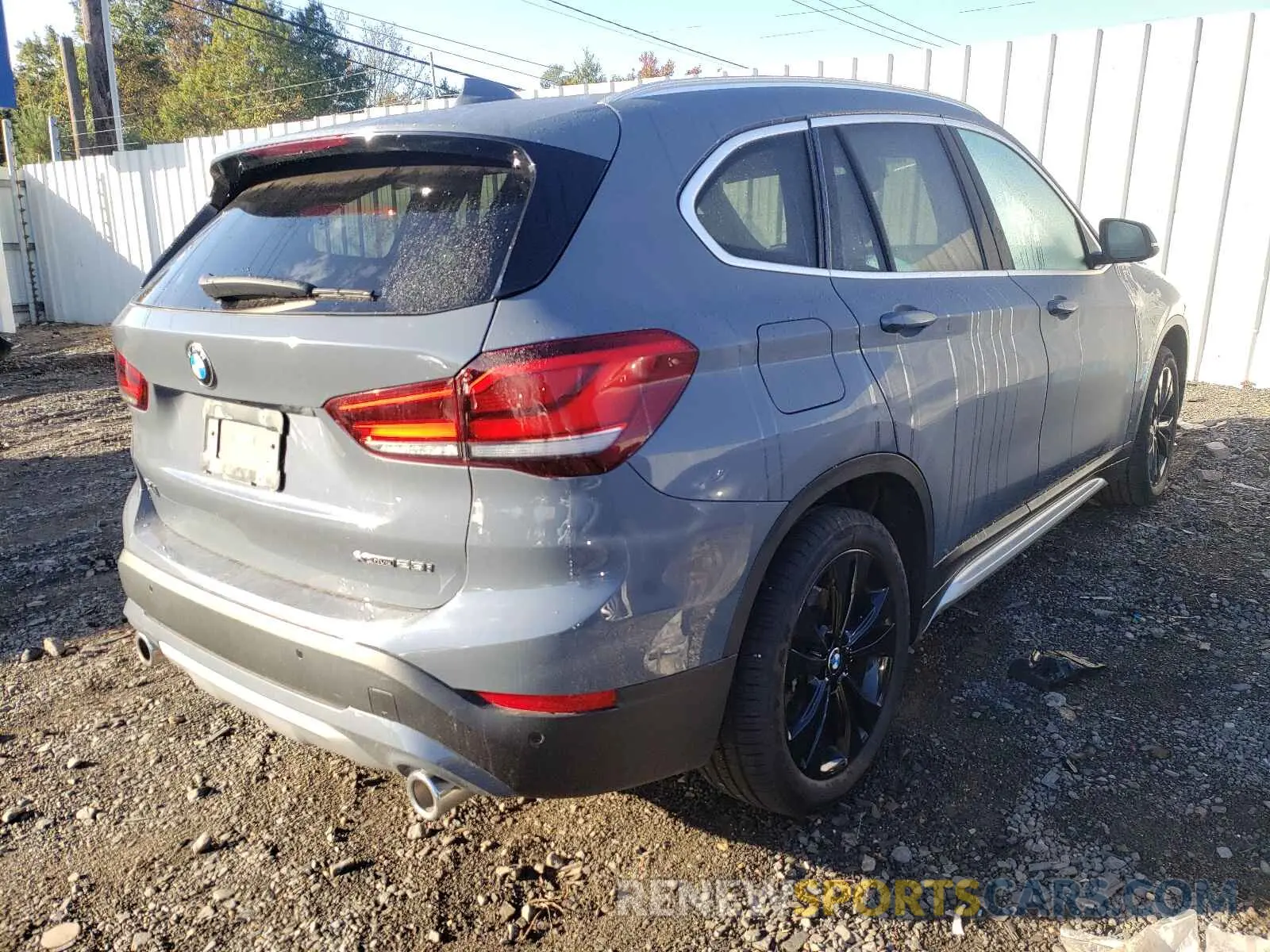 4 fotografías del automóvil dañado WBXJG9C09L5P84981 BMW X1 2020