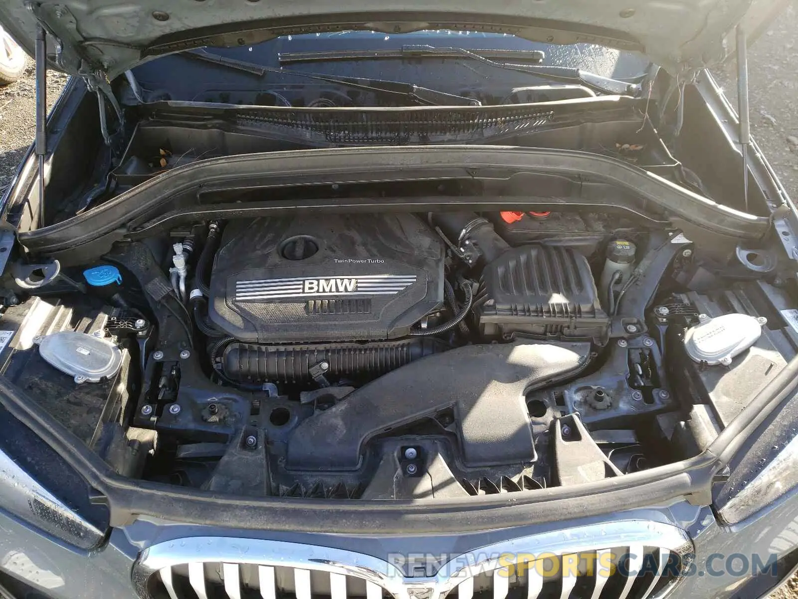 7 fotografías del automóvil dañado WBXJG9C09L5P84981 BMW X1 2020