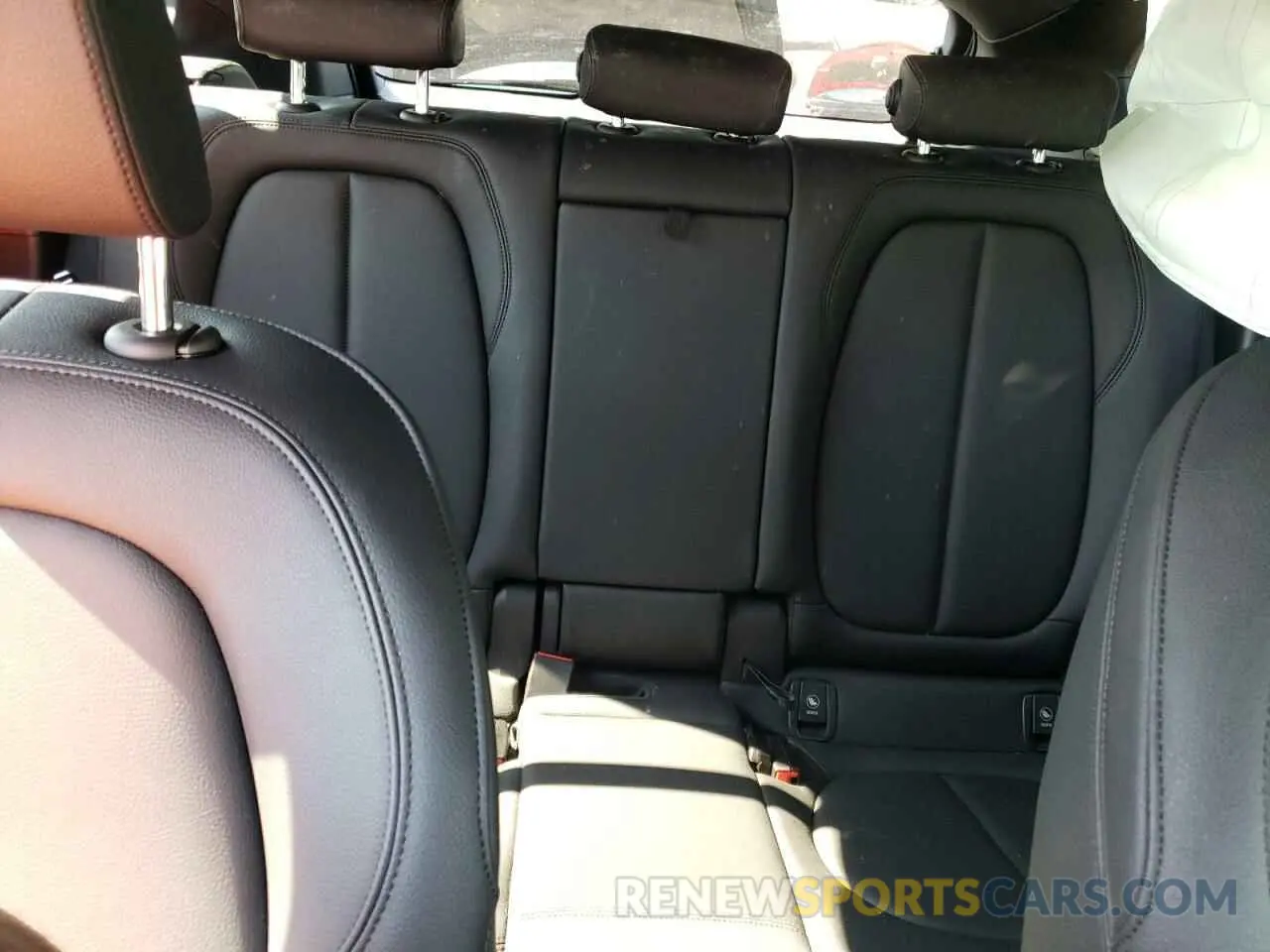 10 fotografías del automóvil dañado WBXJG9C0XL5P57546 BMW X1 2020