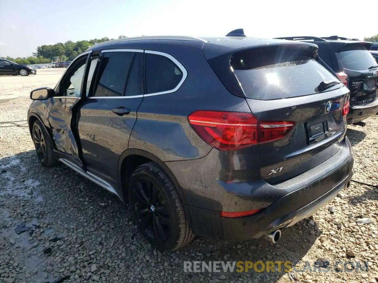 2 fotografías del automóvil dañado WBXJG9C0XL5P57546 BMW X1 2020