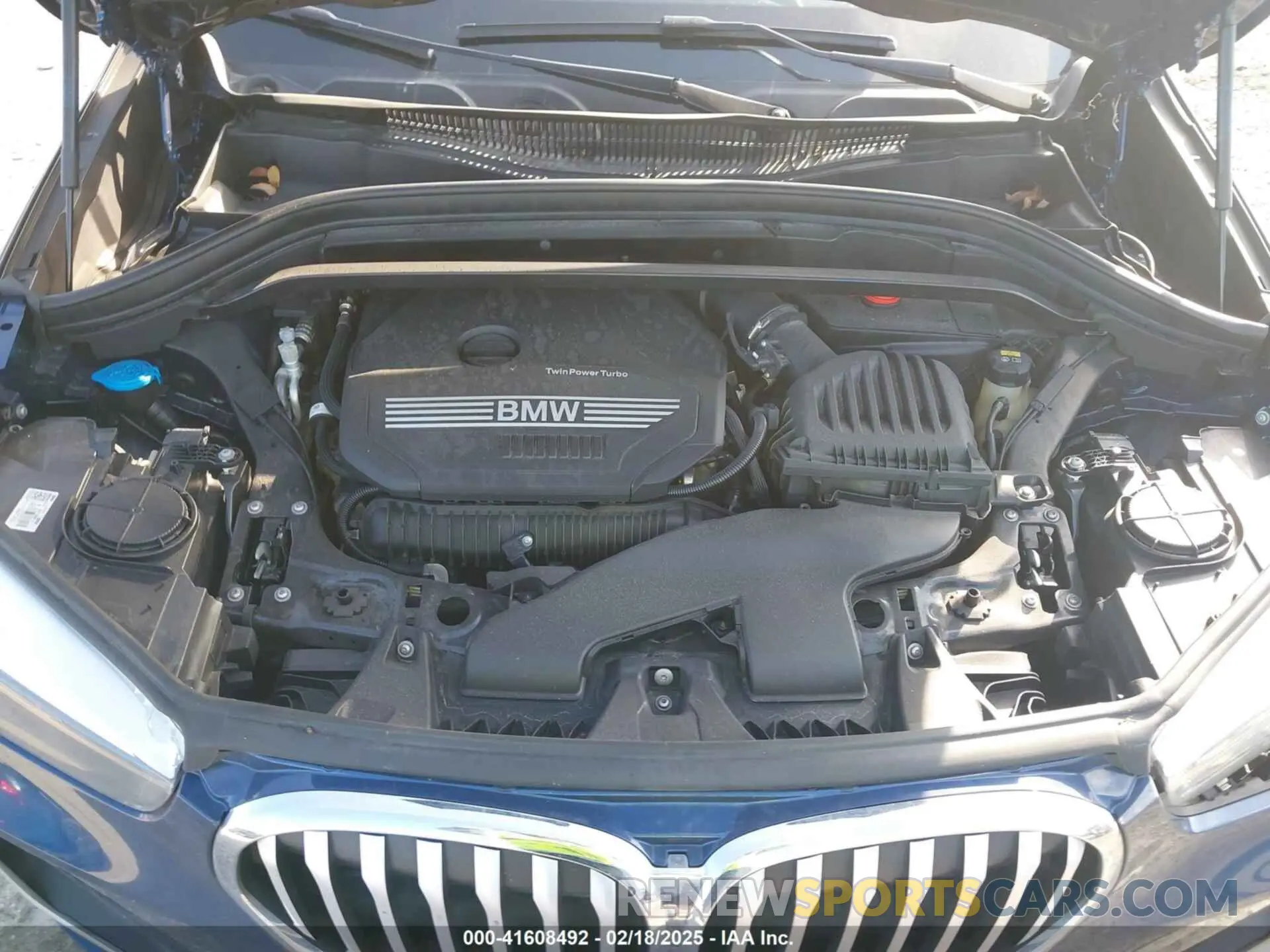 10 fotografías del automóvil dañado WBXJG7C00M5S20495 BMW X1 2021