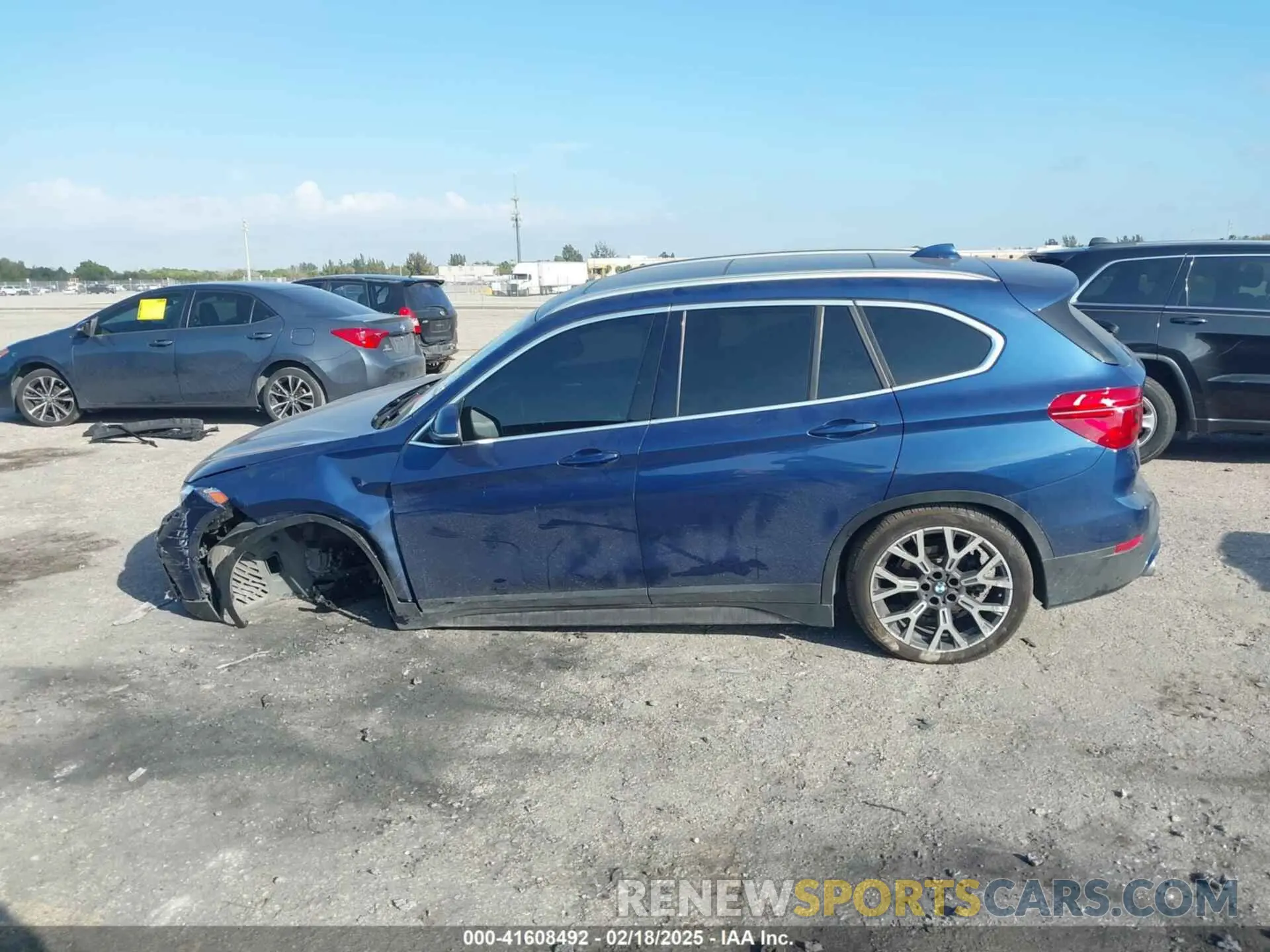 15 fotografías del automóvil dañado WBXJG7C00M5S20495 BMW X1 2021