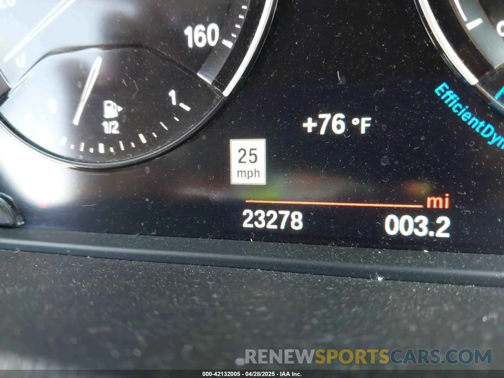 15 fotografías del automóvil dañado WBXJG7C01M3M73496 BMW X1 2021