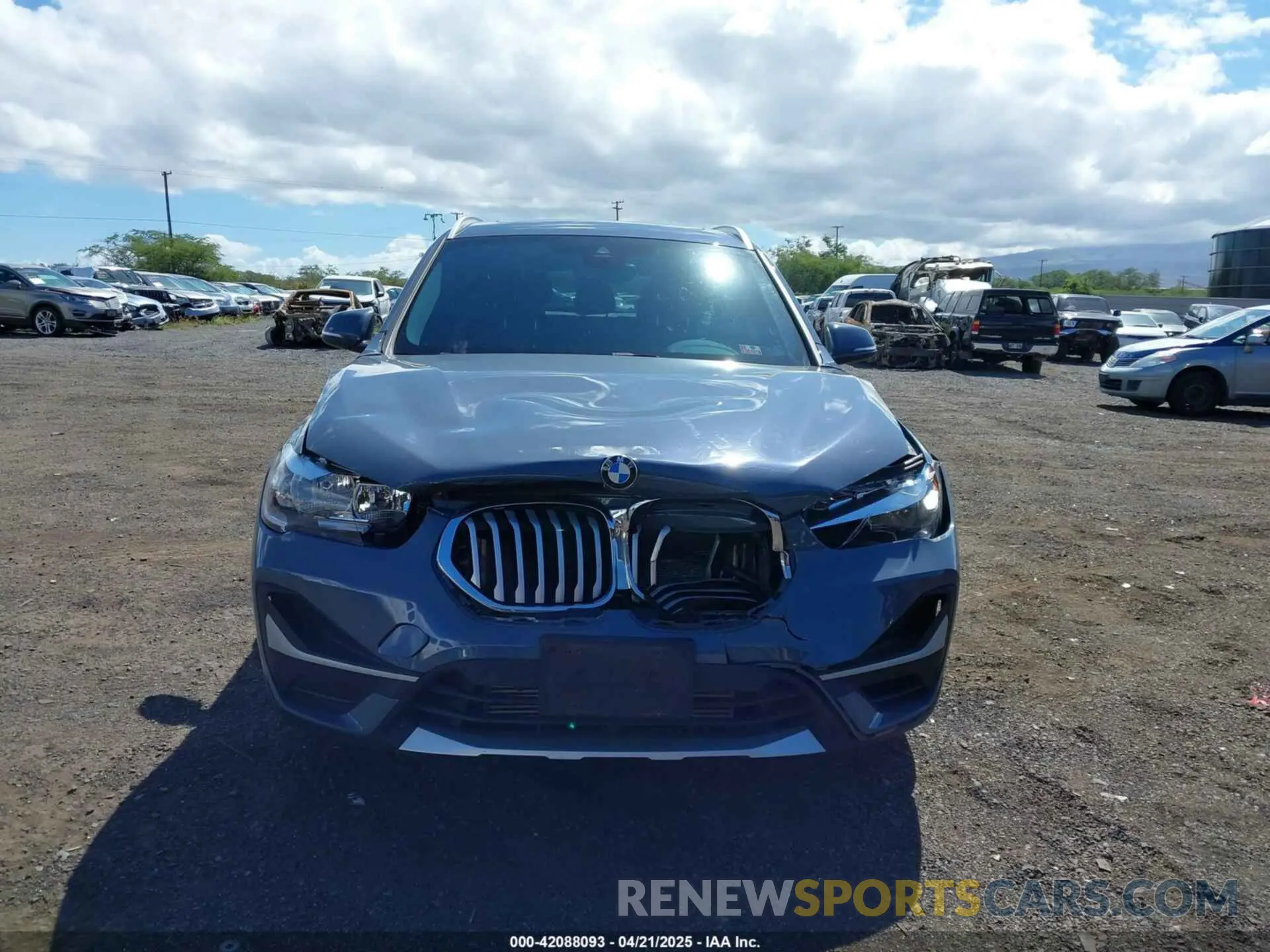 12 fotografías del automóvil dañado WBXJG7C01M5S66837 BMW X1 2021