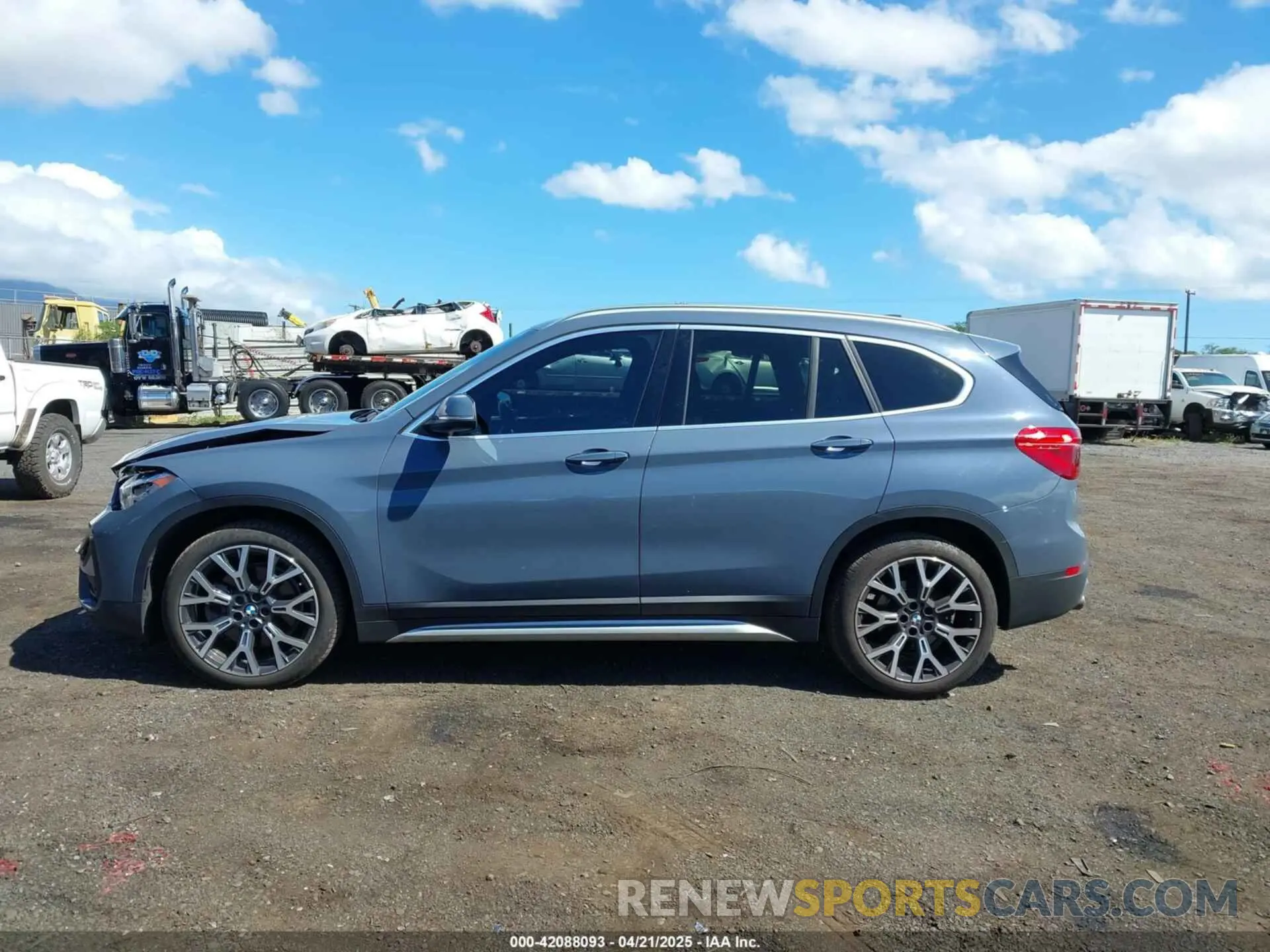 14 fotografías del automóvil dañado WBXJG7C01M5S66837 BMW X1 2021
