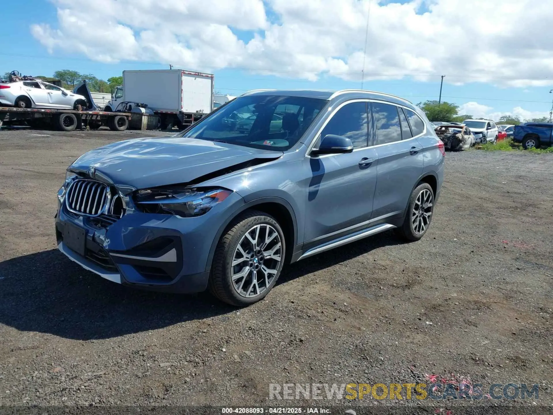 2 fotografías del automóvil dañado WBXJG7C01M5S66837 BMW X1 2021