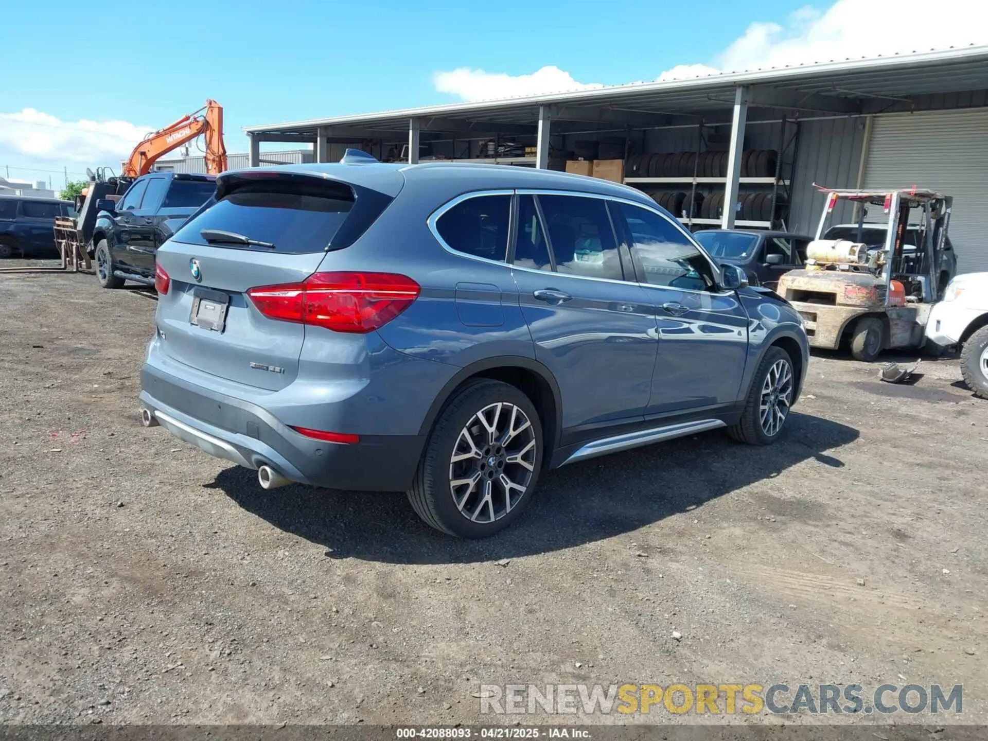 4 fotografías del automóvil dañado WBXJG7C01M5S66837 BMW X1 2021