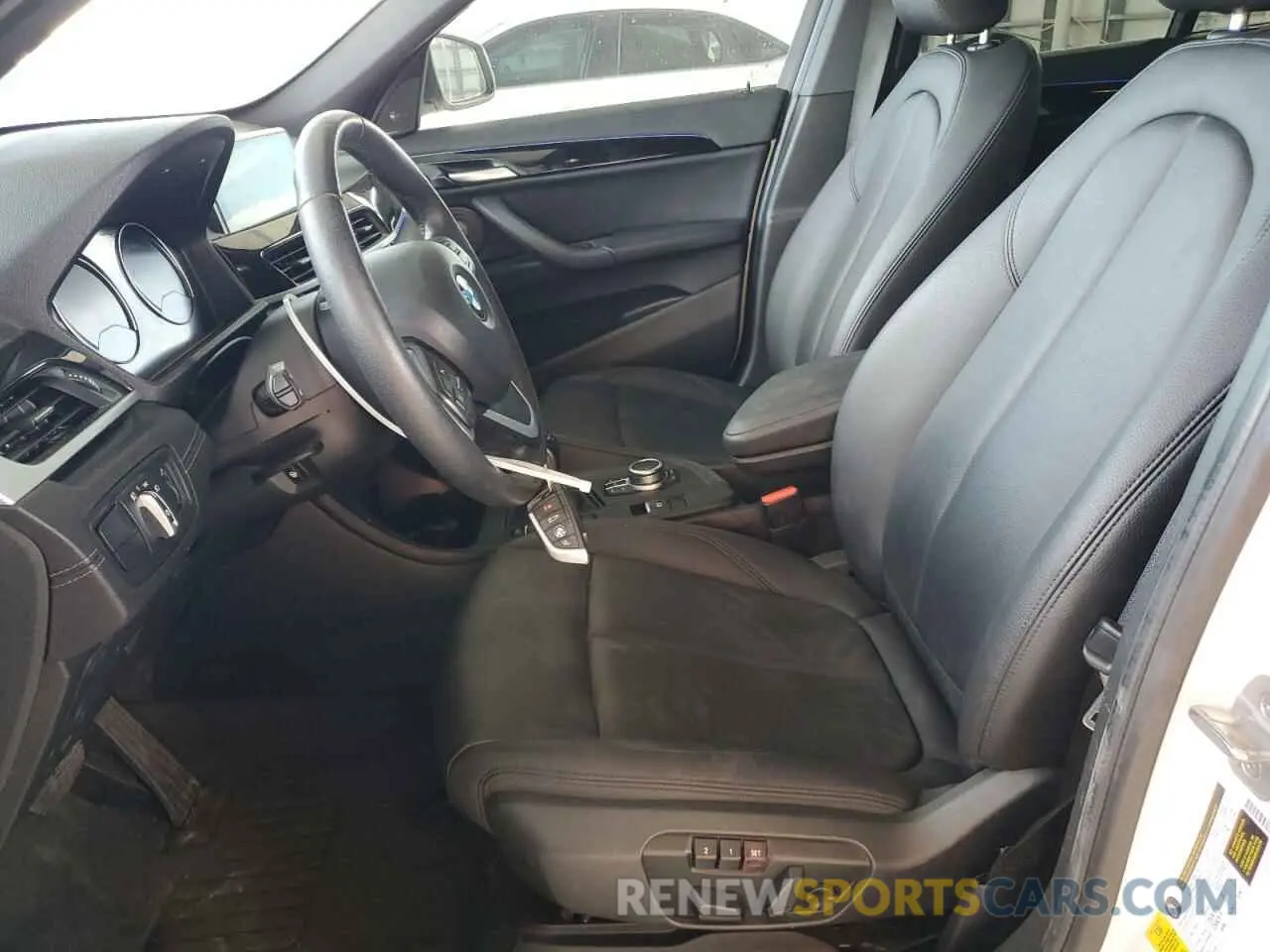 7 fotografías del automóvil dañado WBXJG7C01M5T08696 BMW X1 2021