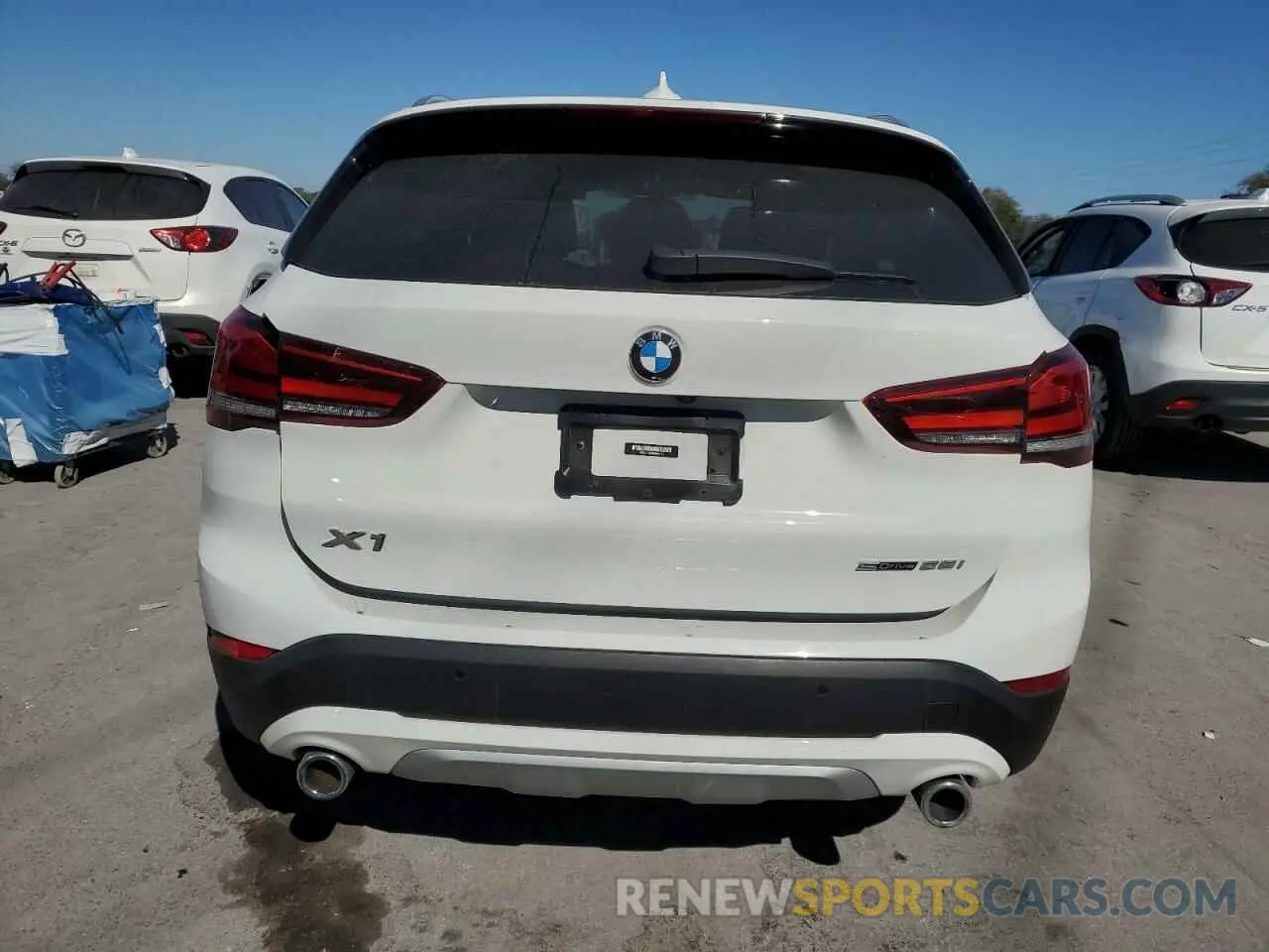 6 fotografías del automóvil dañado WBXJG7C02M5U40141 BMW X1 2021