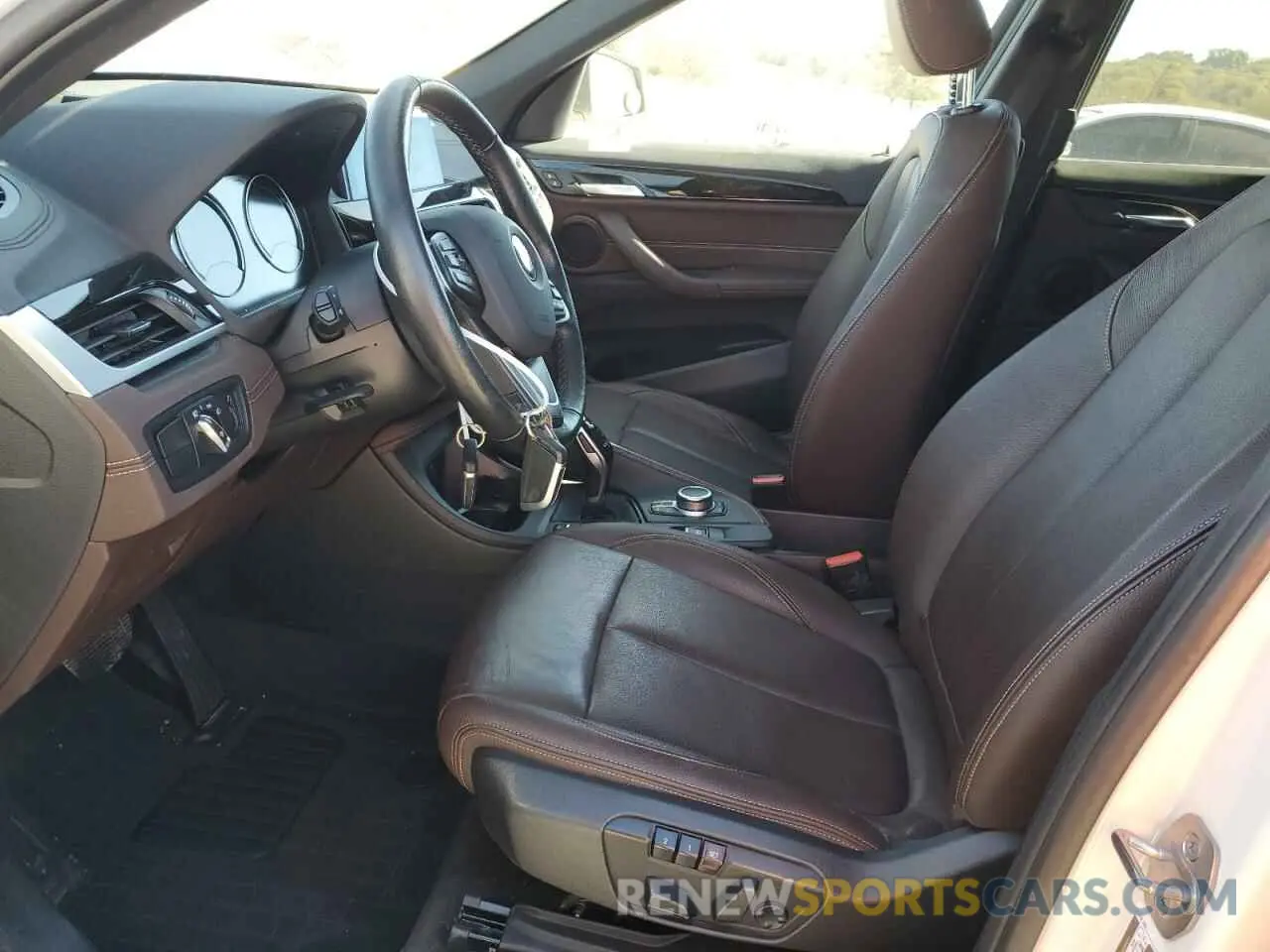 7 fotografías del automóvil dañado WBXJG7C02M5U40141 BMW X1 2021