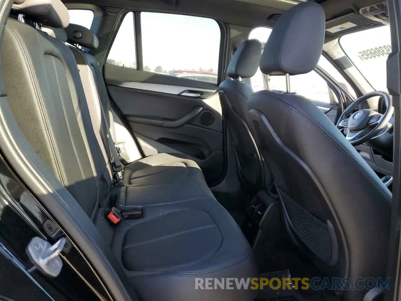 12 fotografías del automóvil dañado WBXJG7C03M5T10112 BMW X1 2021