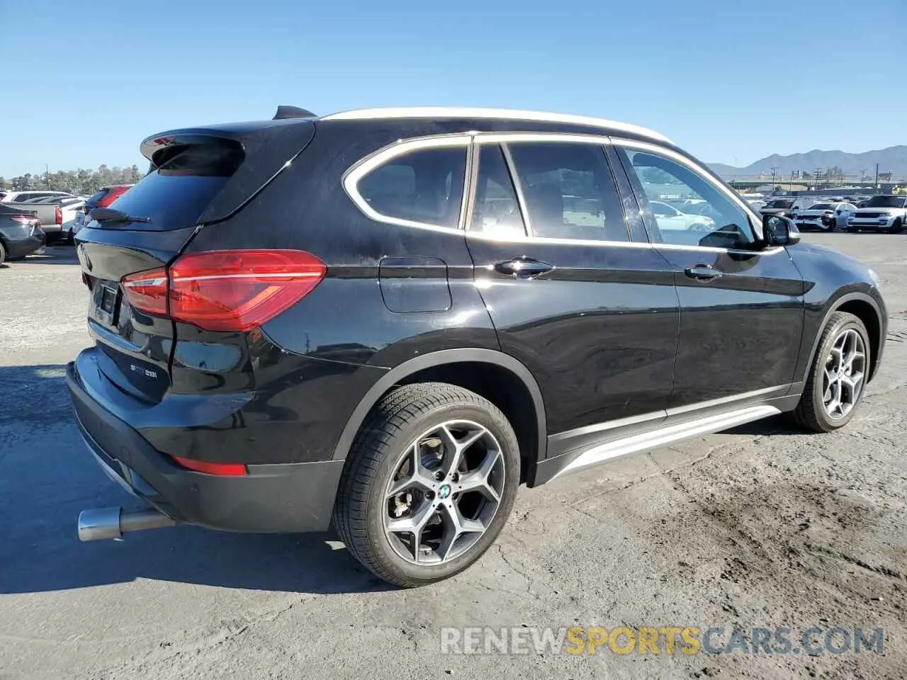 3 fotografías del automóvil dañado WBXJG7C03M5T10112 BMW X1 2021
