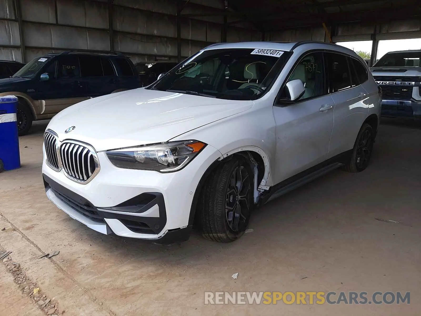2 fotografías del automóvil dañado WBXJG7C05M3M71170 BMW X1 2021