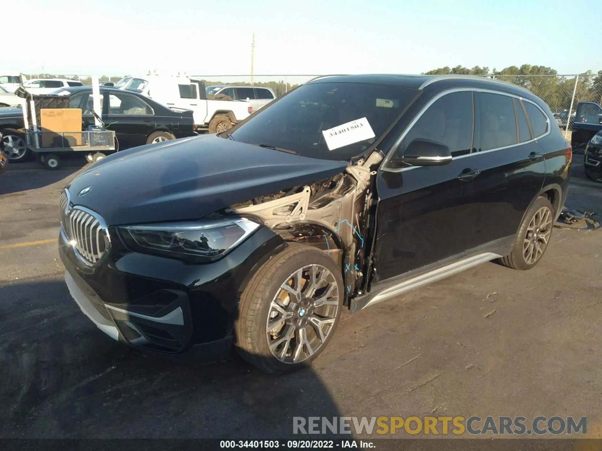2 fotografías del automóvil dañado WBXJG7C06M5S23529 BMW X1 2021