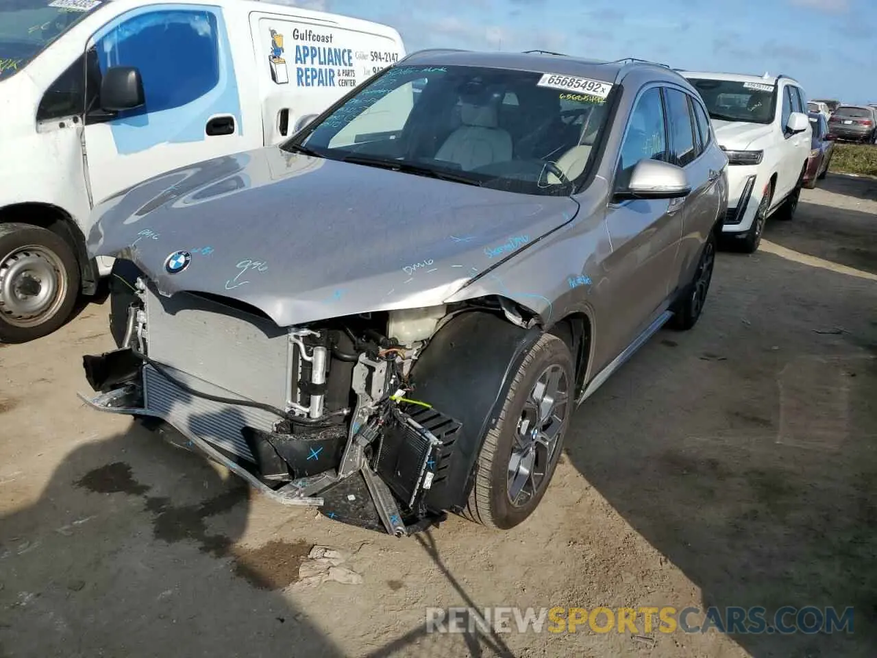 2 fotografías del automóvil dañado WBXJG7C06M5T46652 BMW X1 2021