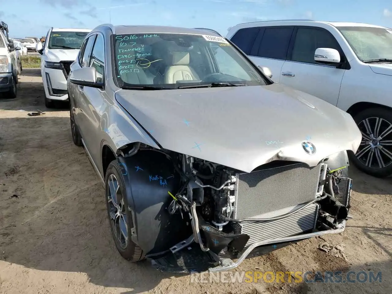 9 fotografías del automóvil dañado WBXJG7C06M5T46652 BMW X1 2021