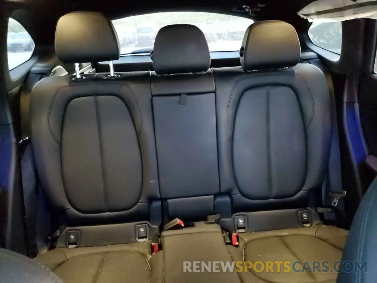 10 fotografías del automóvil dañado WBXJG7C06M5U13475 BMW X1 2021