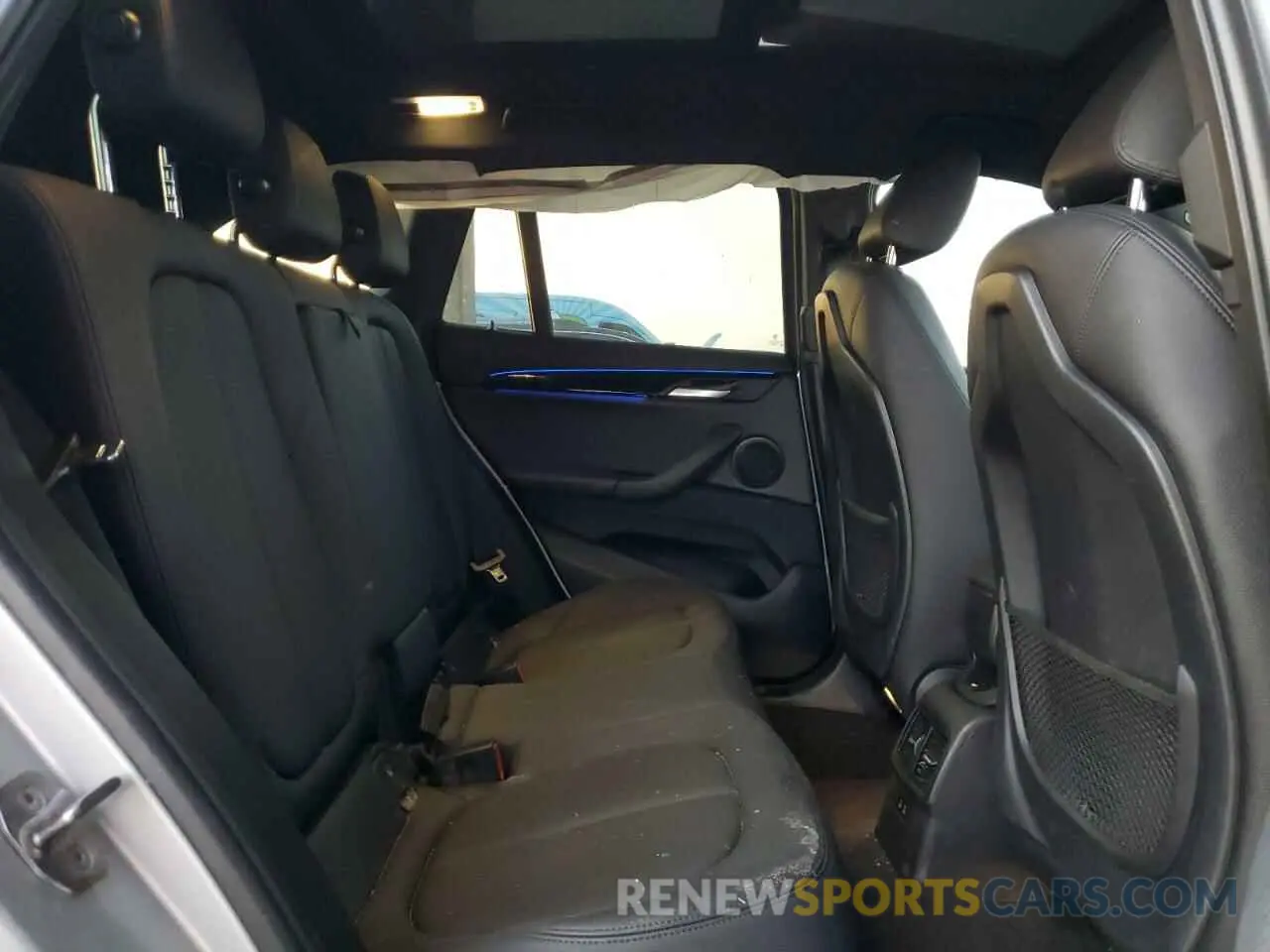 11 fotografías del automóvil dañado WBXJG7C06M5U13475 BMW X1 2021