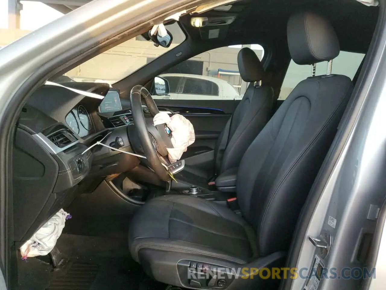 7 fotografías del automóvil dañado WBXJG7C06M5U13475 BMW X1 2021