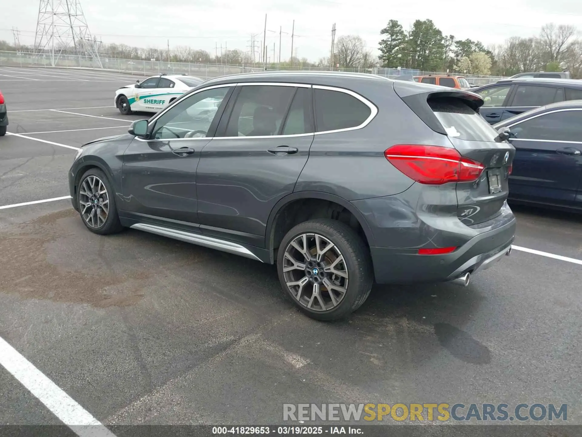 3 fotografías del automóvil dañado WBXJG7C07M5S08831 BMW X1 2021