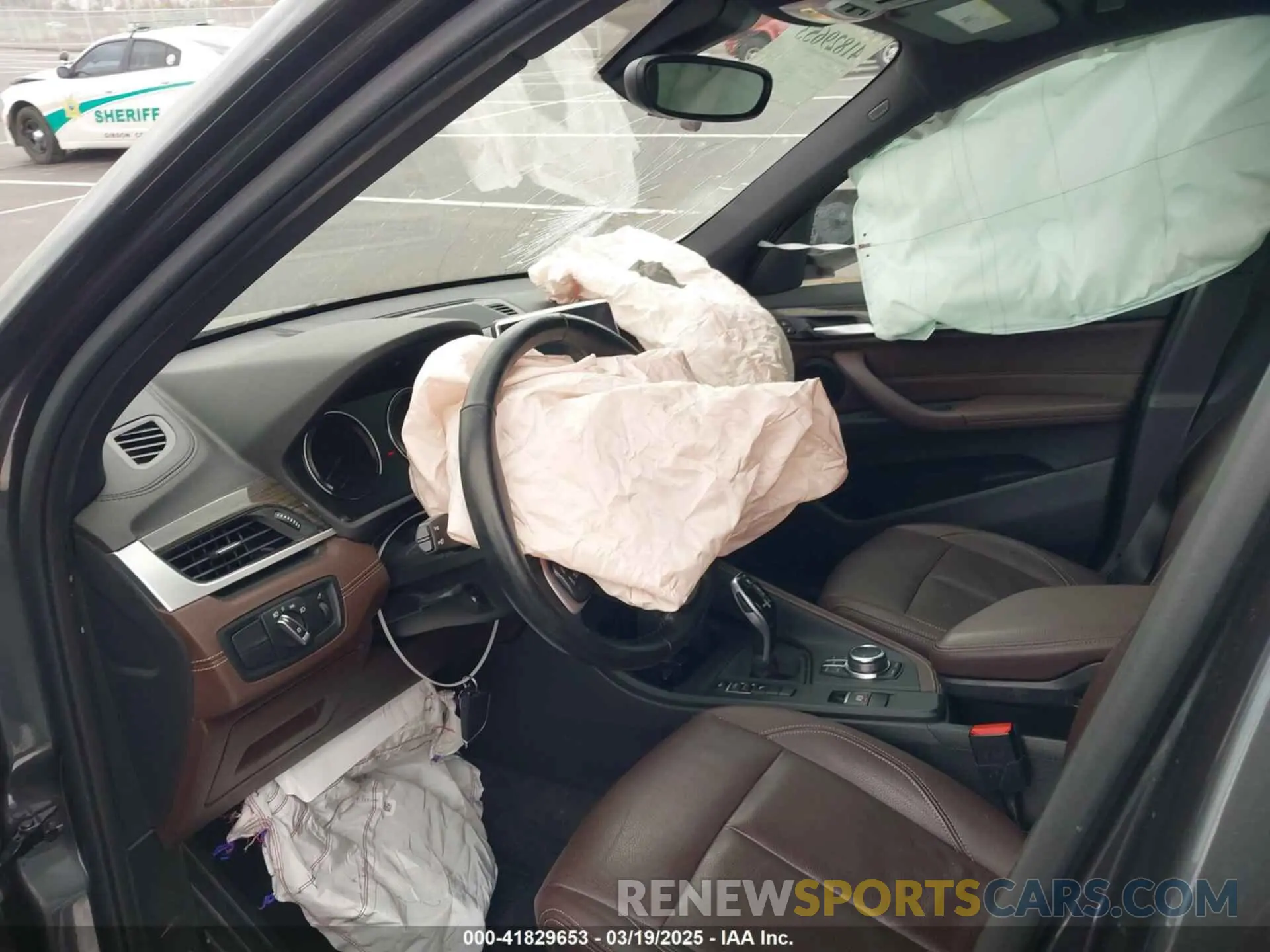 5 fotografías del automóvil dañado WBXJG7C07M5S08831 BMW X1 2021